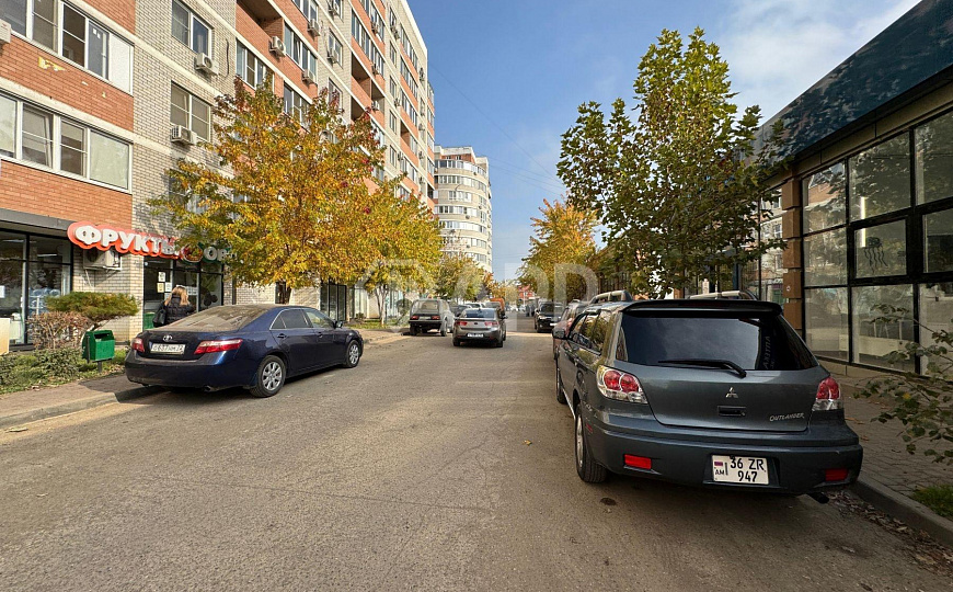 Сдаю 1 этаж 1 линия с ремонтом, 107,3 м² фото