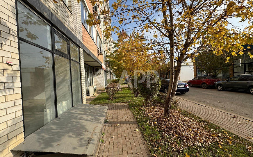 Сдаю 1 этаж 1 линия с ремонтом, 107,3 м² фото