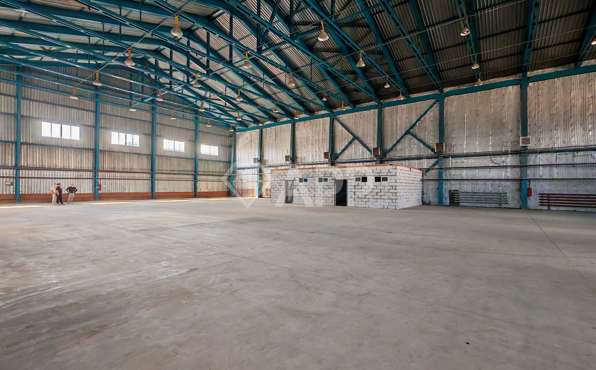 Сдам склад 1500 м2, падел теннис, склад, производство фото