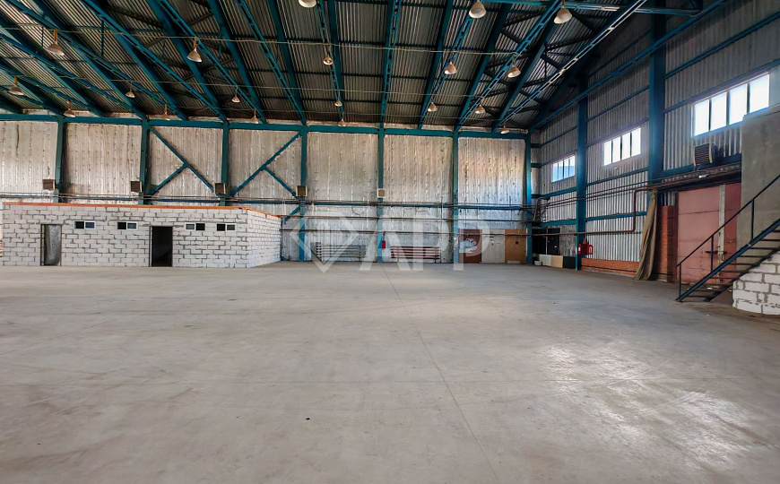 Сдам склад 1500 м2, падел теннис, склад, производство фото