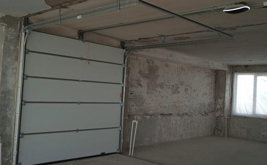 Помещения 339, 91 и 38 кв. м.. фото