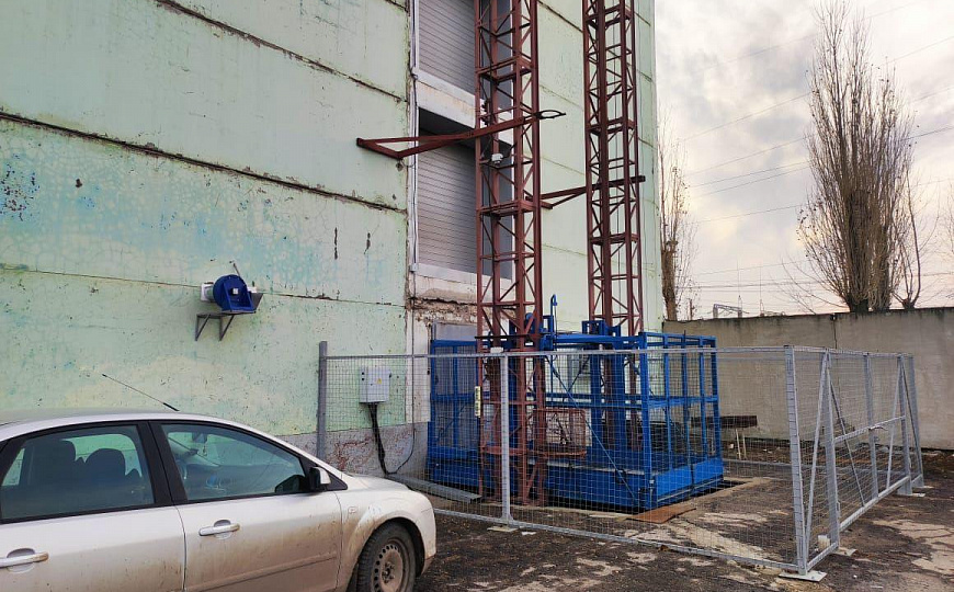 Помещения 339, 91 и 38 кв. м.. фото