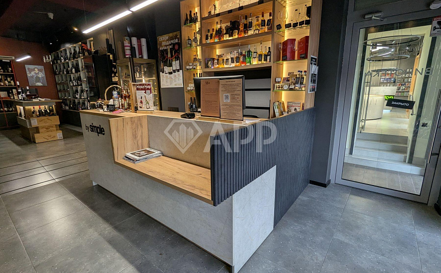 Сдаю 1 этаж 1 линия 53 м² с ремонтом в центре фото