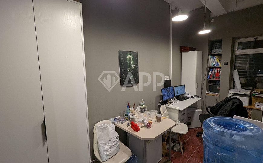 Сдаю 1 этаж 1 линия 53 м² с ремонтом в центре фото