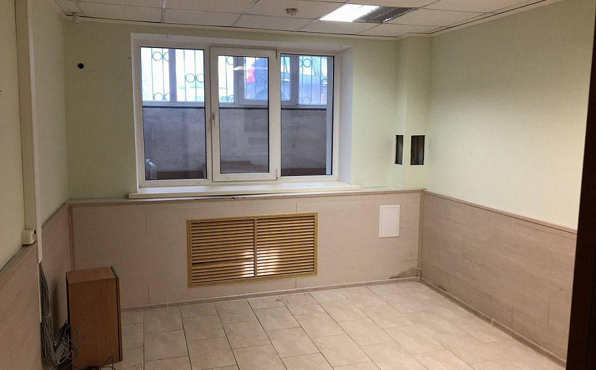 Помещение 134,6 м2 с арендаторами фото