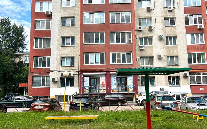 Помещение 134,6 м2 с арендаторами фото