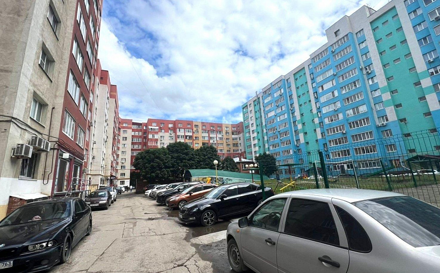 Помещение 134,6 м2 с арендаторами фото