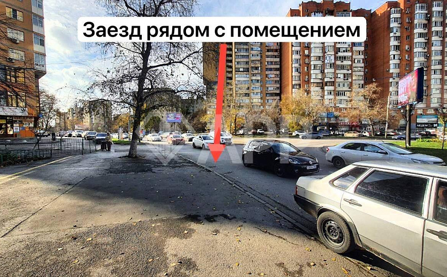 Собственник/Парковка/Готовый ремонт/Рядом банк/Большой трафик/вход с улицы/Все коммуникации/Отоплени фото