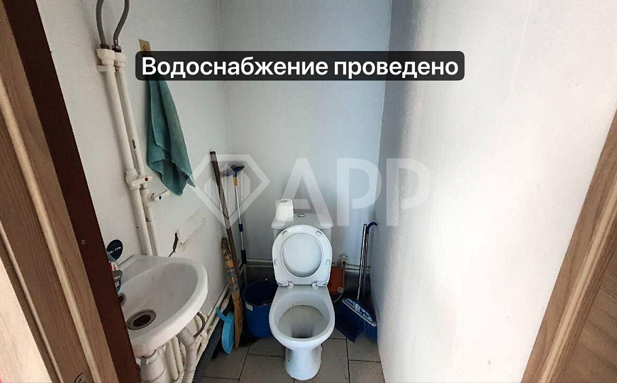 Собственник/Парковка/Готовый ремонт/Рядом банк/Большой трафик/вход с улицы/Все коммуникации/Отоплени фото