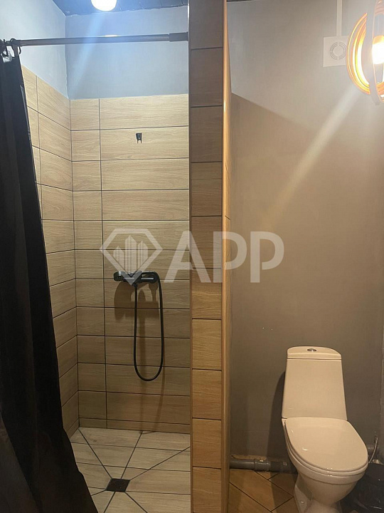 Продажа два этажа в отдельно стоящем здании фото