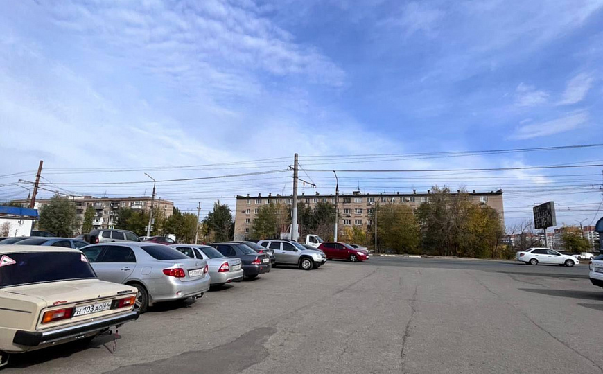 От 10 метров, автотрафик фото