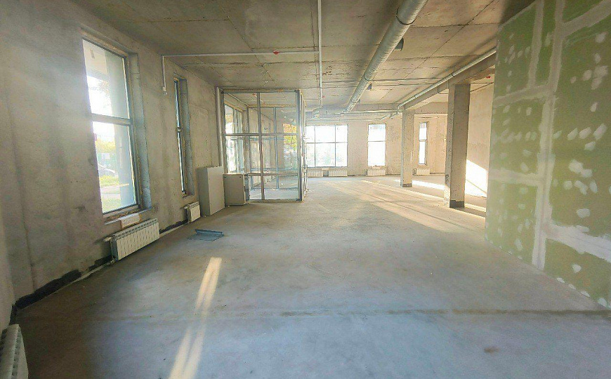 85 и 115 м2, 1 этаж в плотном жилмассиве рядом с WB фото