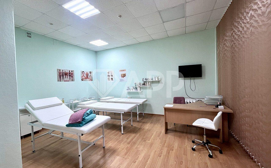 В продаже отдельно стоящее здание, 1 линия, 10 лет Октября, 16 фото