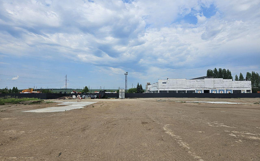 Сдается бетонированная площадка фото