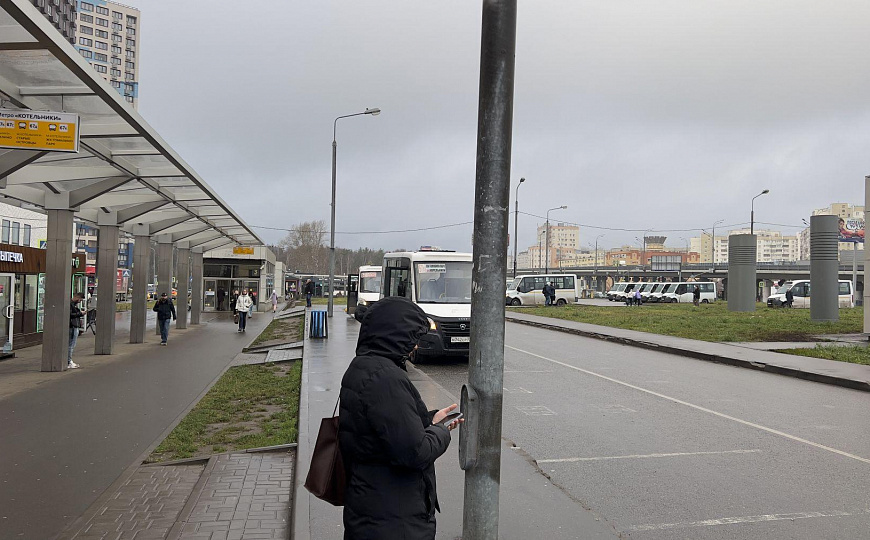 Сдам павильон у метро ,24м2 фото