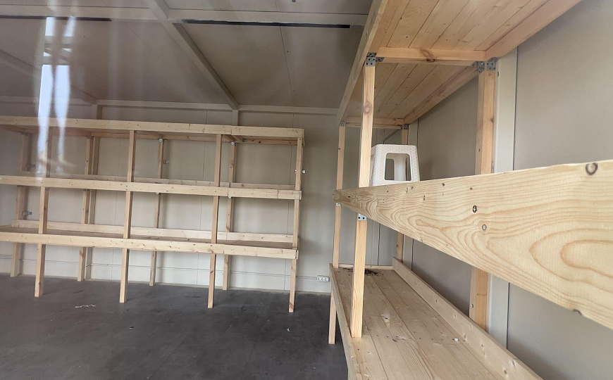 Сдам павильон у метро ,24м2 фото