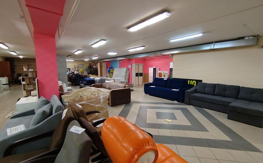 Торговое помещение 470 м2 фото