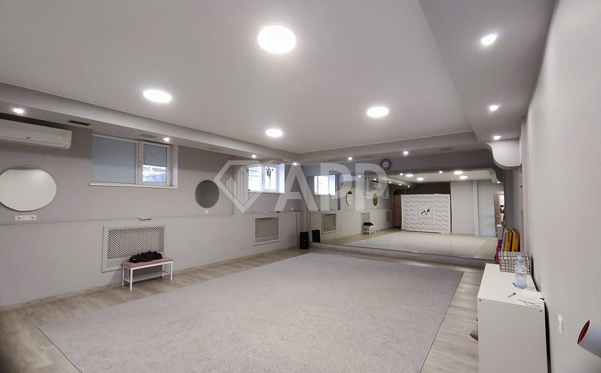 Сдаю помещение свободного назначения, 62 м² фото