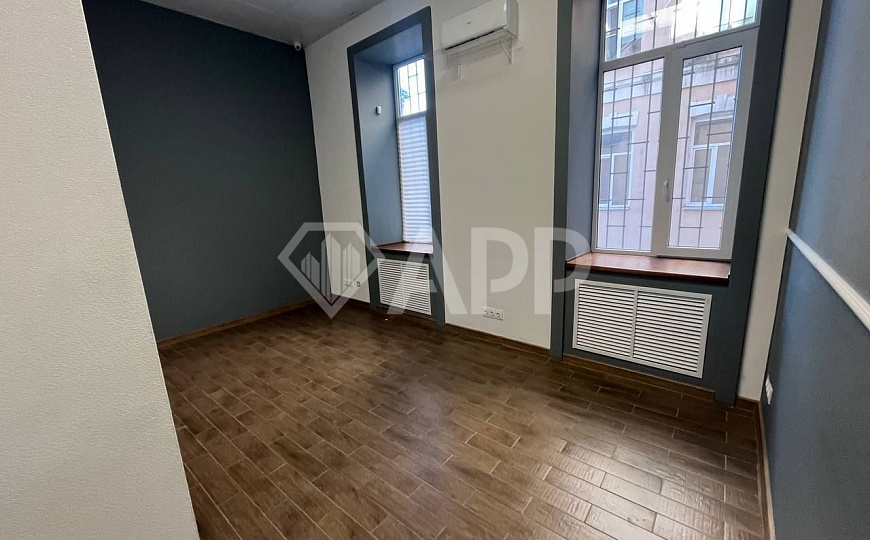 Офис.Садовая.Центр.Трафик.187м2. фото