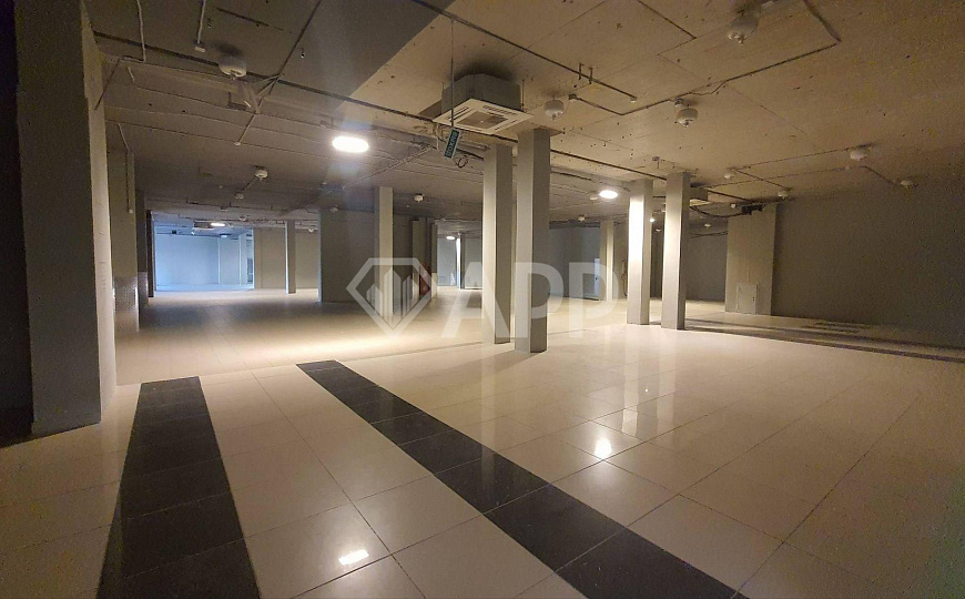 Сердце СЖМ/Лучшая локация/любой вид деятельности/высокий трафик/ фото