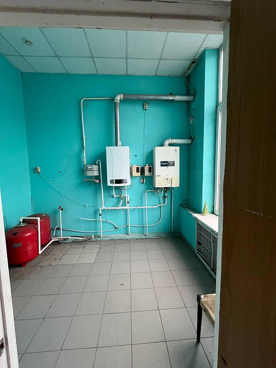 Торгово-офисная площадь, 725 м² фото