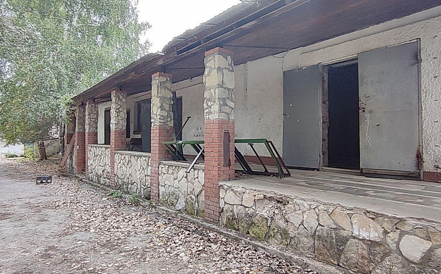 Кафе, столовая на первой линии фото