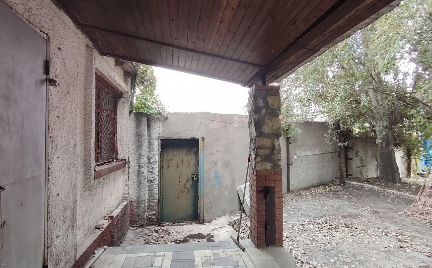 Кафе, столовая на первой линии фото