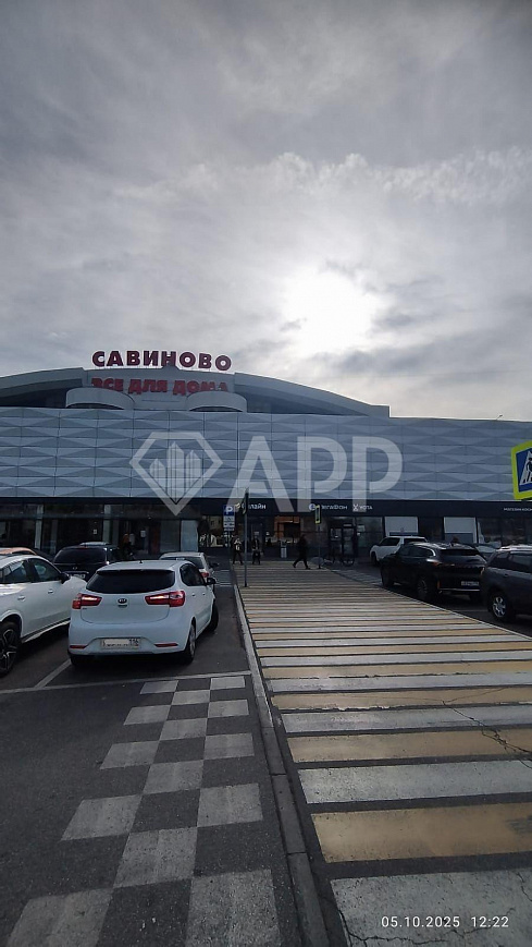 Сдам помещение в торгом центре фото