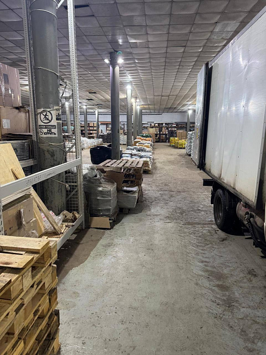 Теплый Склад в районе Авангарда 930 м2 фото