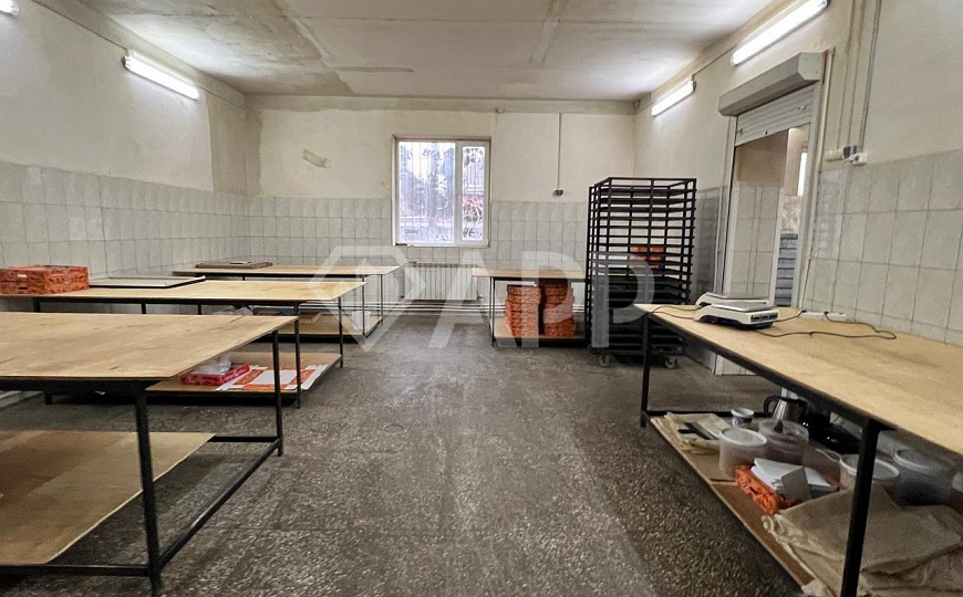 Сдам помещение свободного назначения, 400 м² фото