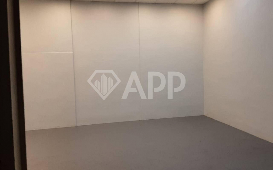 Сдам помещение под магазин фото