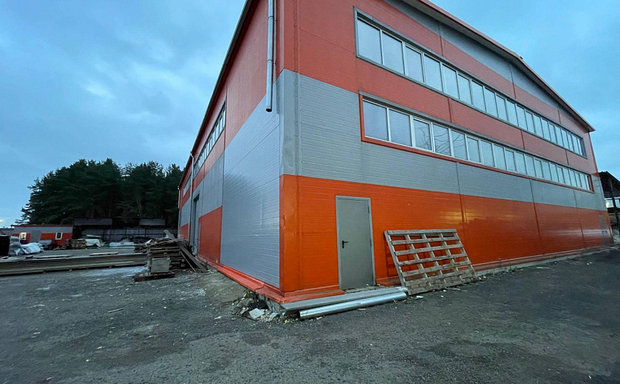 Склад, производство два здания 2727м2+(з/у 40,3 сотки)  фото