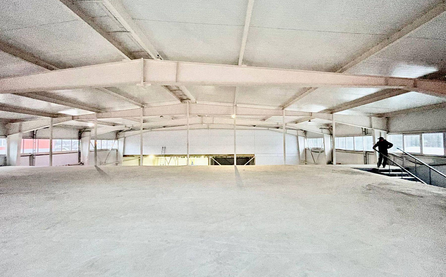 Склад, производство два здания 2727м2+(з/у 40,3 сотки)  фото