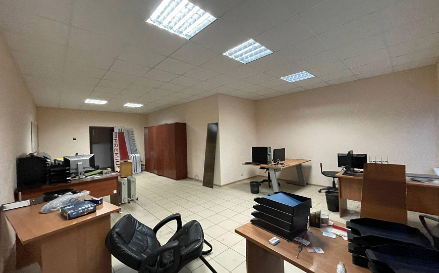 Склад, производство два здания 2727м2+(з/у 40,3 сотки)  фото