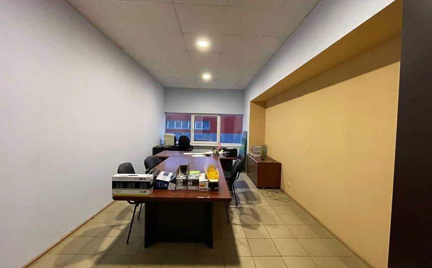 Склад, производство два здания 2727м2+(з/у 40,3 сотки)  фото