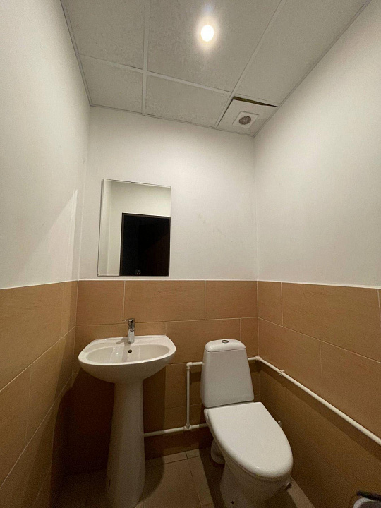 Склад, производство два здания 2727м2+(з/у 40,3 сотки)  фото