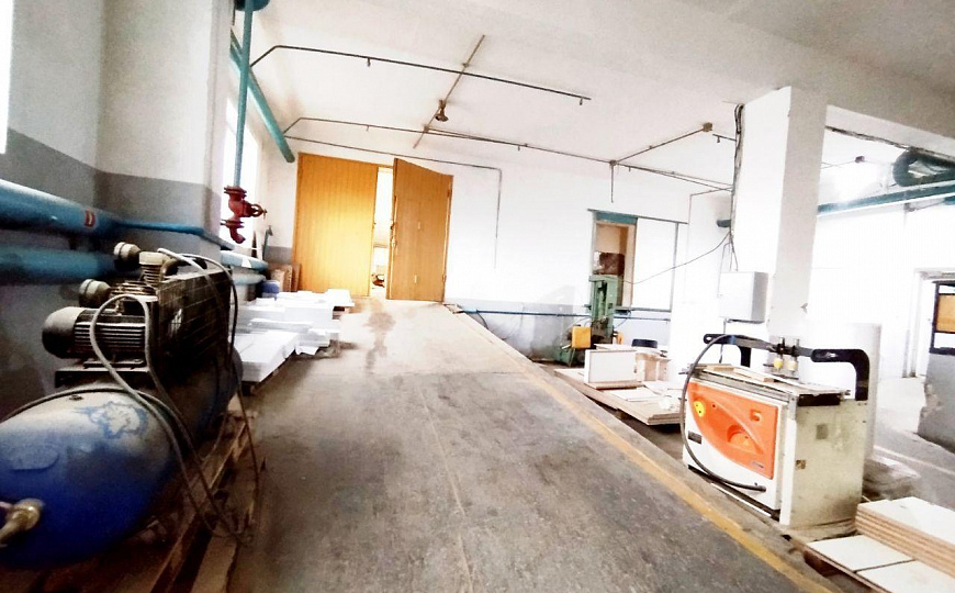 Производственно-складское помещение 700 м2 фото