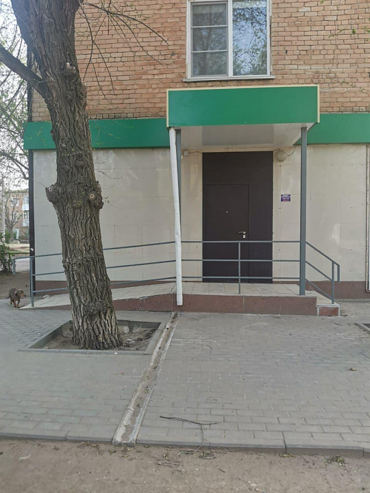 Помещение у рынка в проходном месте 40 м² фото