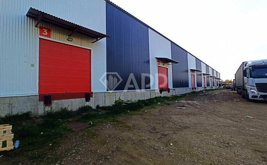 Сдам складское помещение, 1 500 м² фото