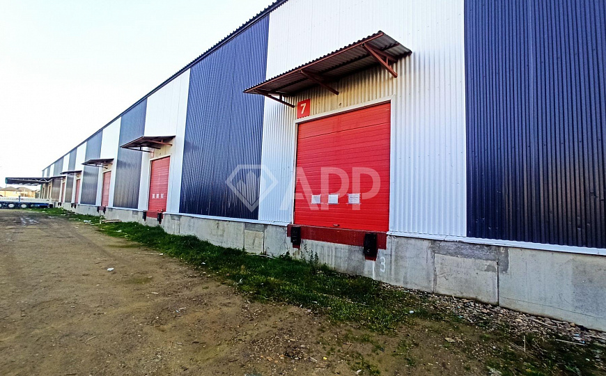 Сдам складское помещение, 1 500 м² фото