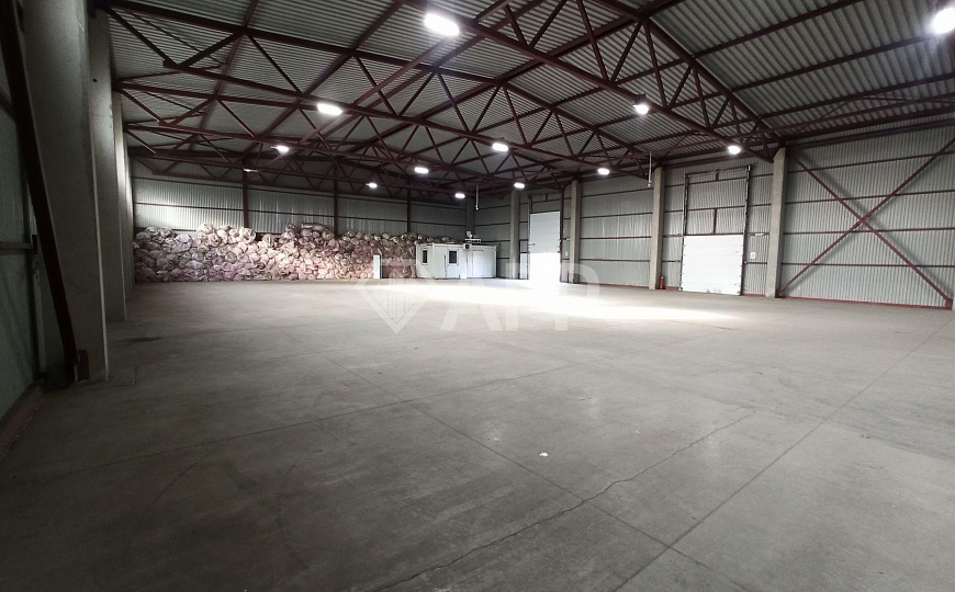 Сдам складское помещение, 1 500 м² фото