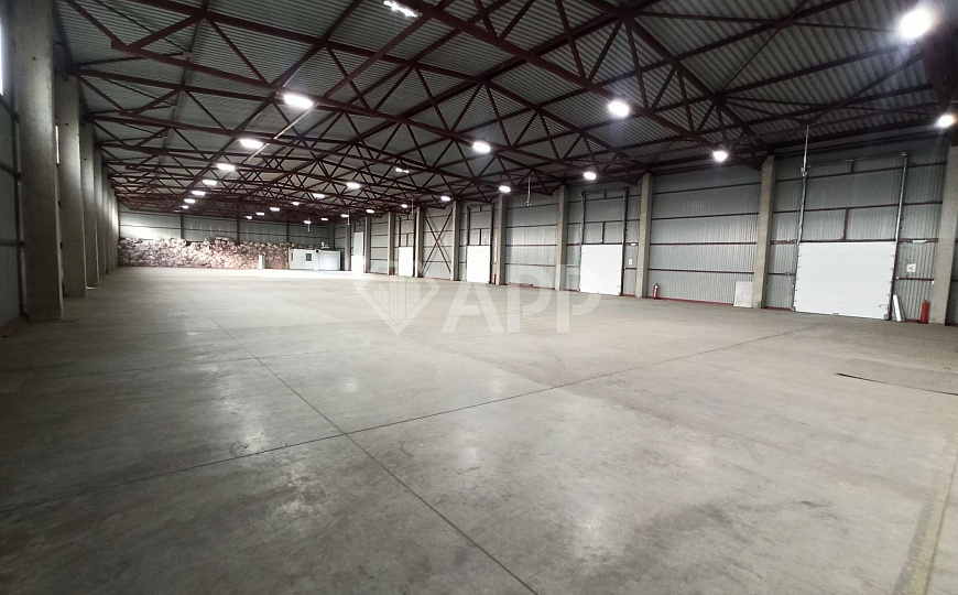 Сдам складское помещение, 1 500 м² фото