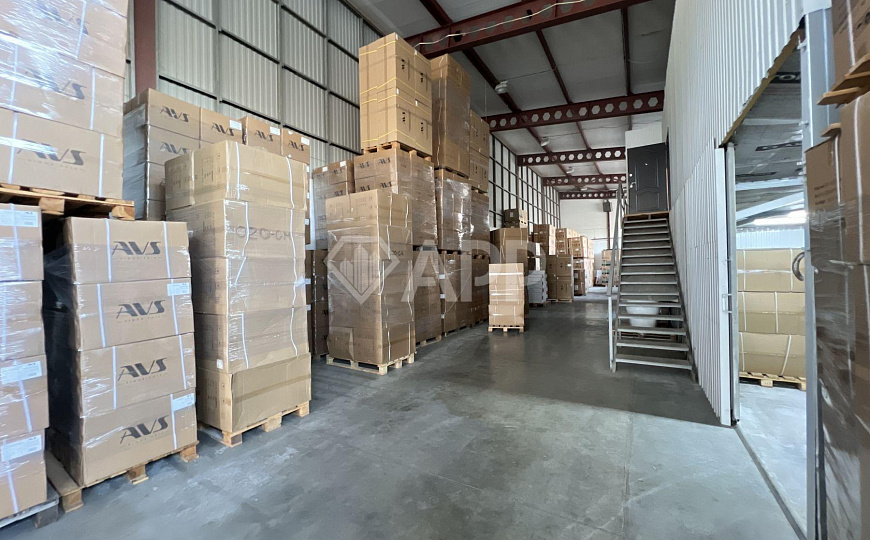 Сдаю складское помещение, 680 м² фото