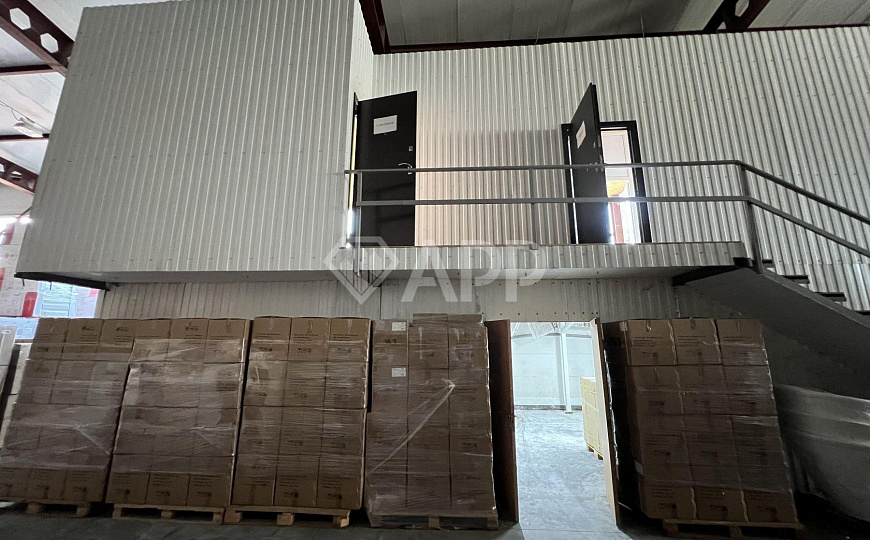 Сдаю складское помещение, 680 м² фото