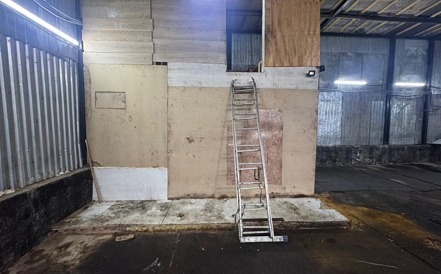 Сдам складское помещение ,200м2 фото