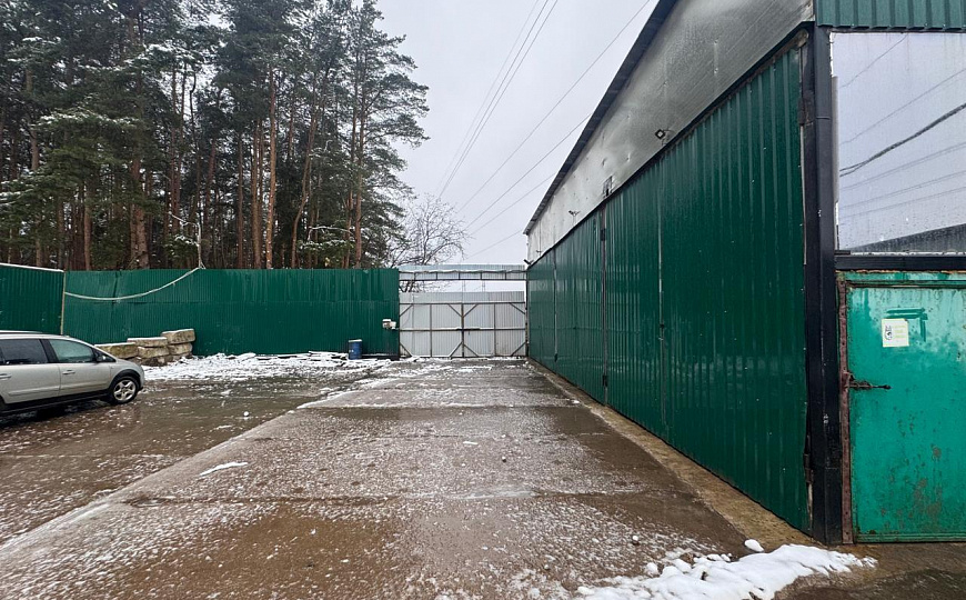 Сдам складское помещение ,200м2 фото