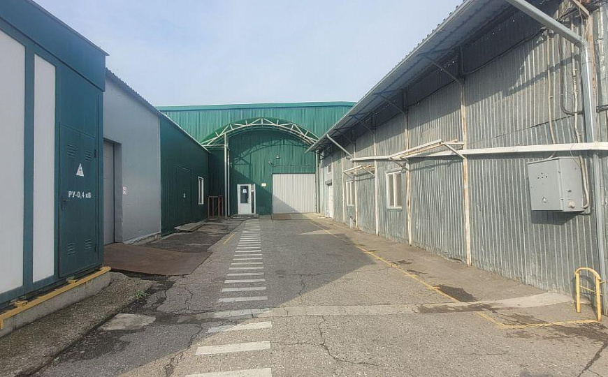 Производственная база. Центр. 6318 м2 фото