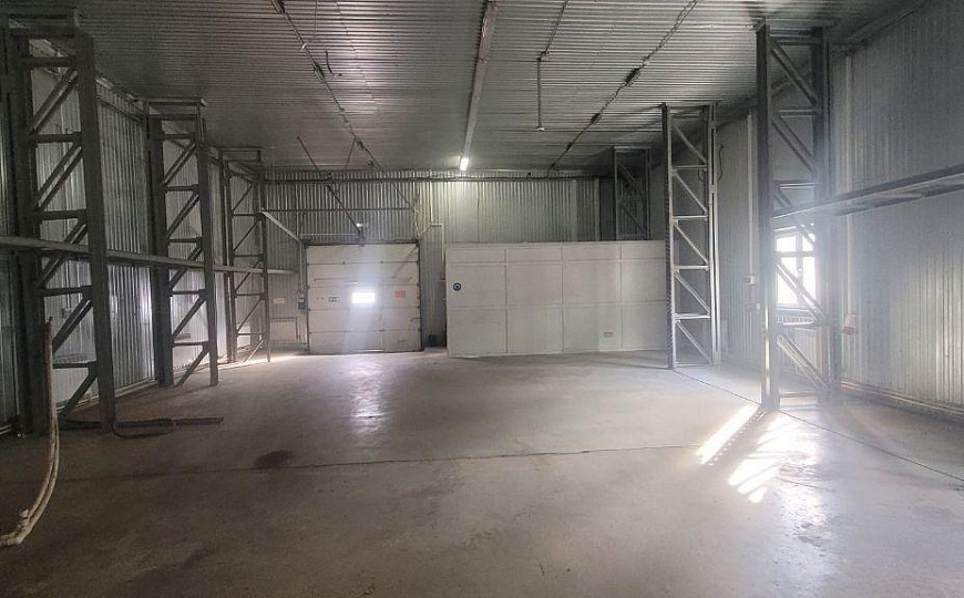 Производственная база. Центр. 6318 м2 фото