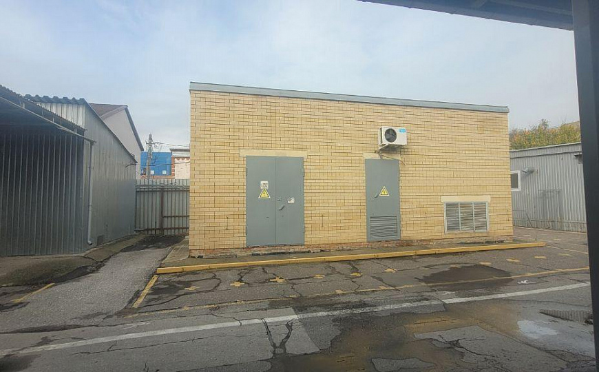 Производственная база. Центр. 6318 м2 фото
