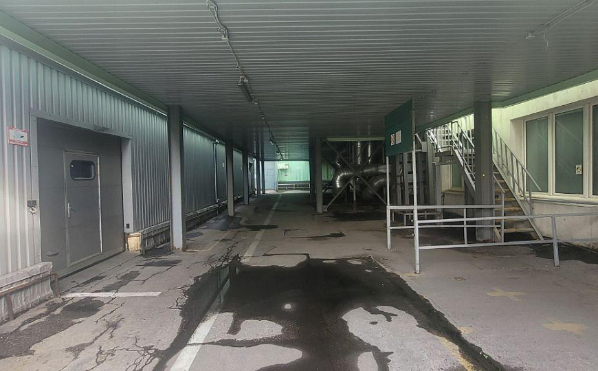 Производственная база. Центр. 6318 м2 фото